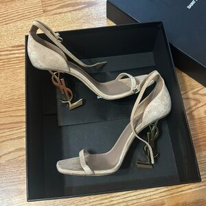 Nude ysl heels